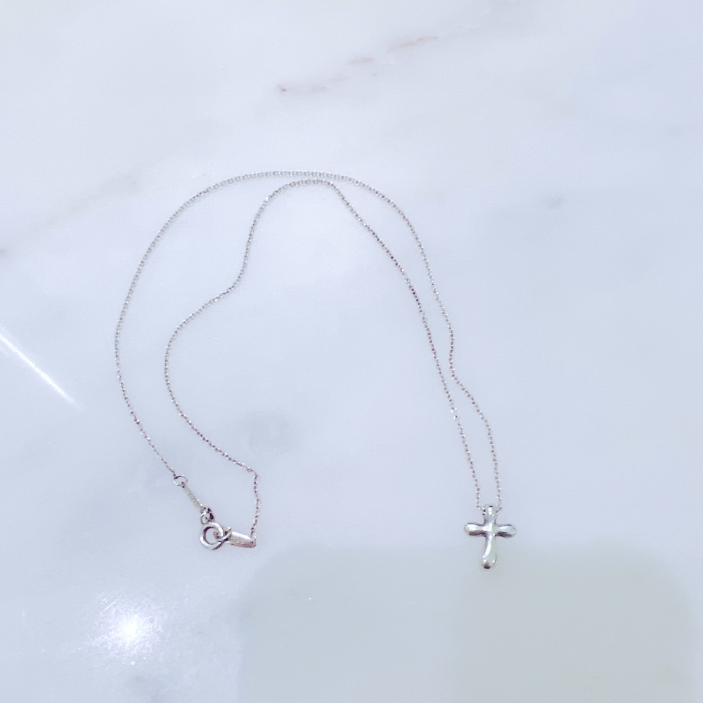 Tiffany cross pedant & necklace